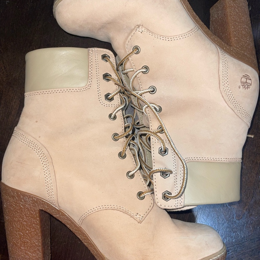 Timberland booties high heel! Size 6.5